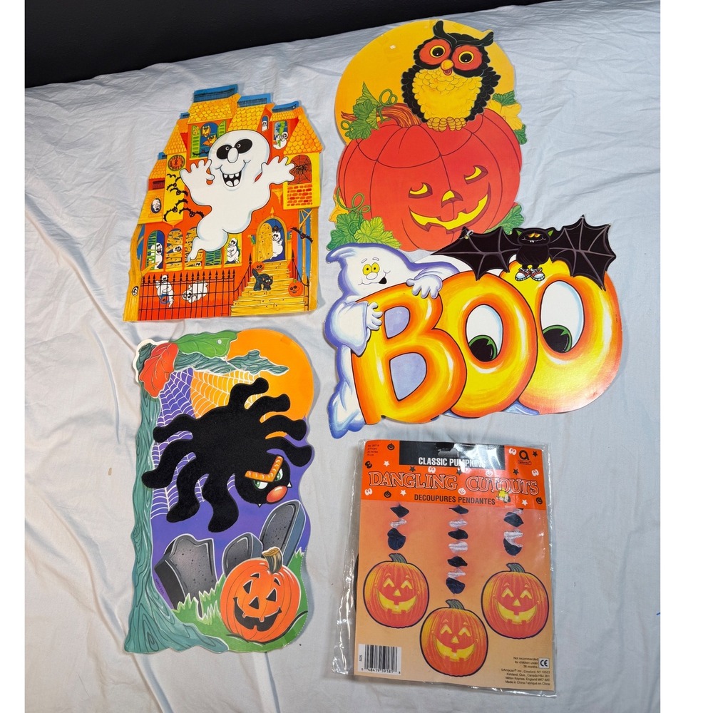 4 Vtg Die cut Eureka Halloween Cutout 1 flocked Amscan Pumpkins Haunted Decor